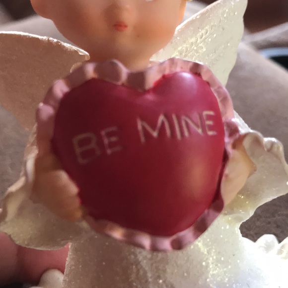 “Be Mine” Angel Figurine - $2 with bundle purchase - Picture 6 of 10